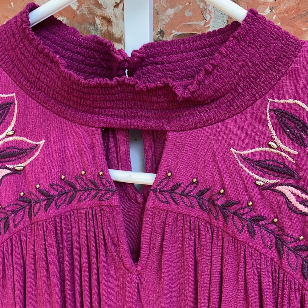 Embroidered swing shirt